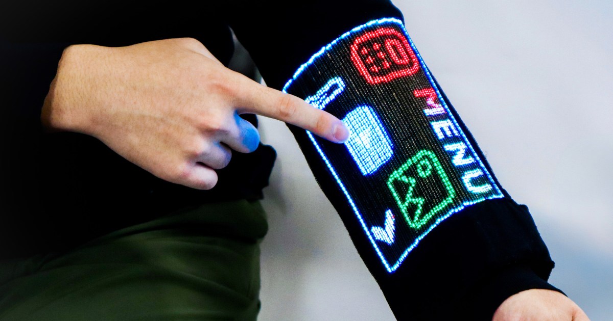 This touchscreen is made from thread, and scientists want to put it in your clothes