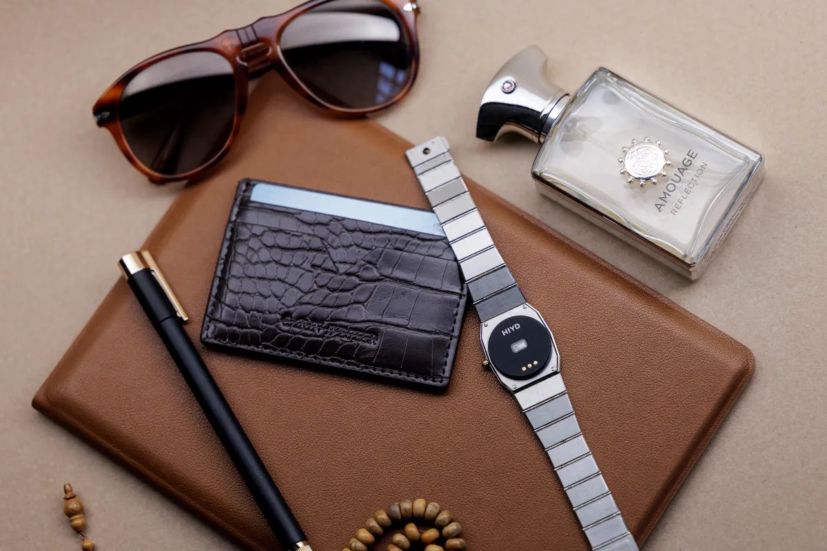 Hiyd is a health tracker that attaches to the watch you already wear | TechCrunch