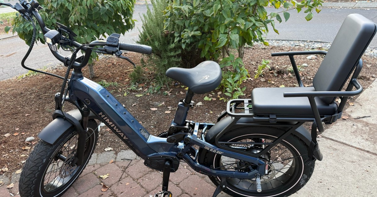The Himiway D5 2.0 20 delivers a powerful throttle and fat tires