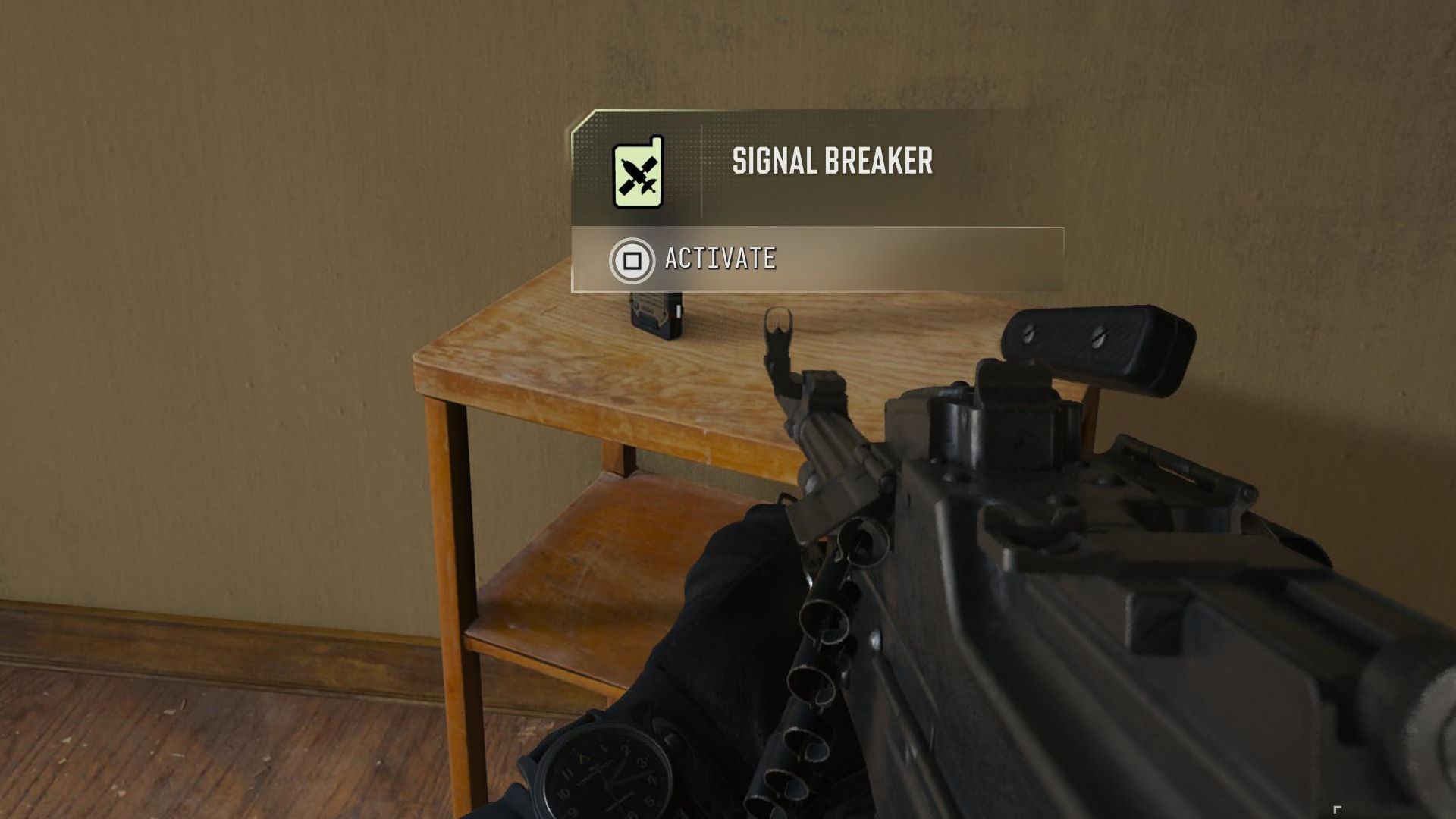 How to collect a Dynamic Op Phone in MW4 DMZ