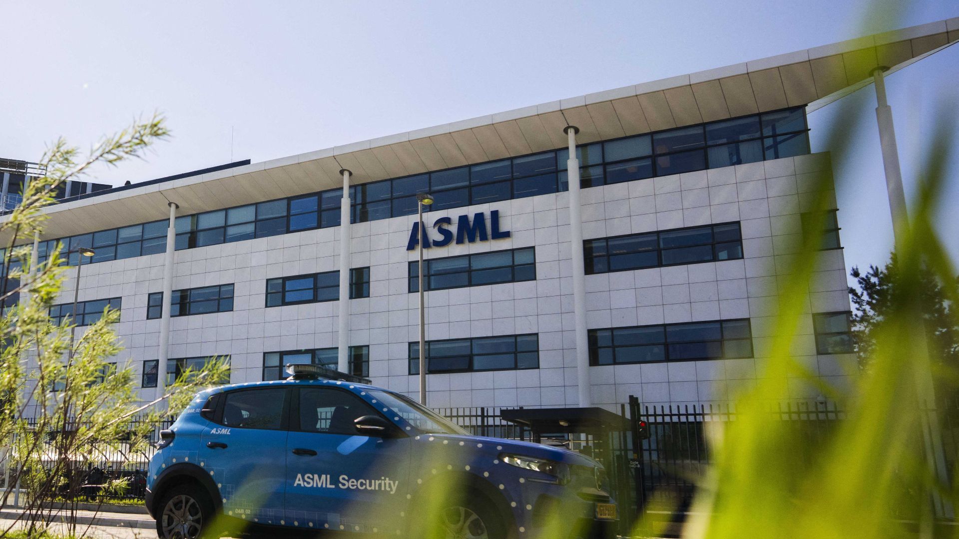 ASML reports record quarter, vows to expand capacity as clients eager to place orders to 2030
