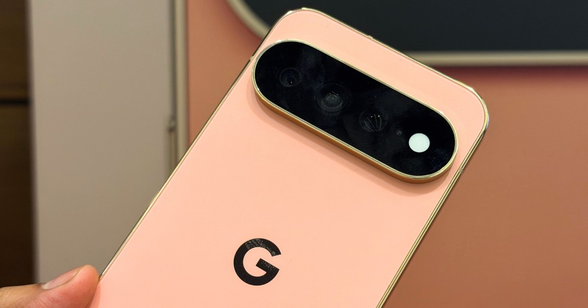 These tiny 3D-printed color routers could finally put an end to the grainy night photos that still haunt modern smartphones