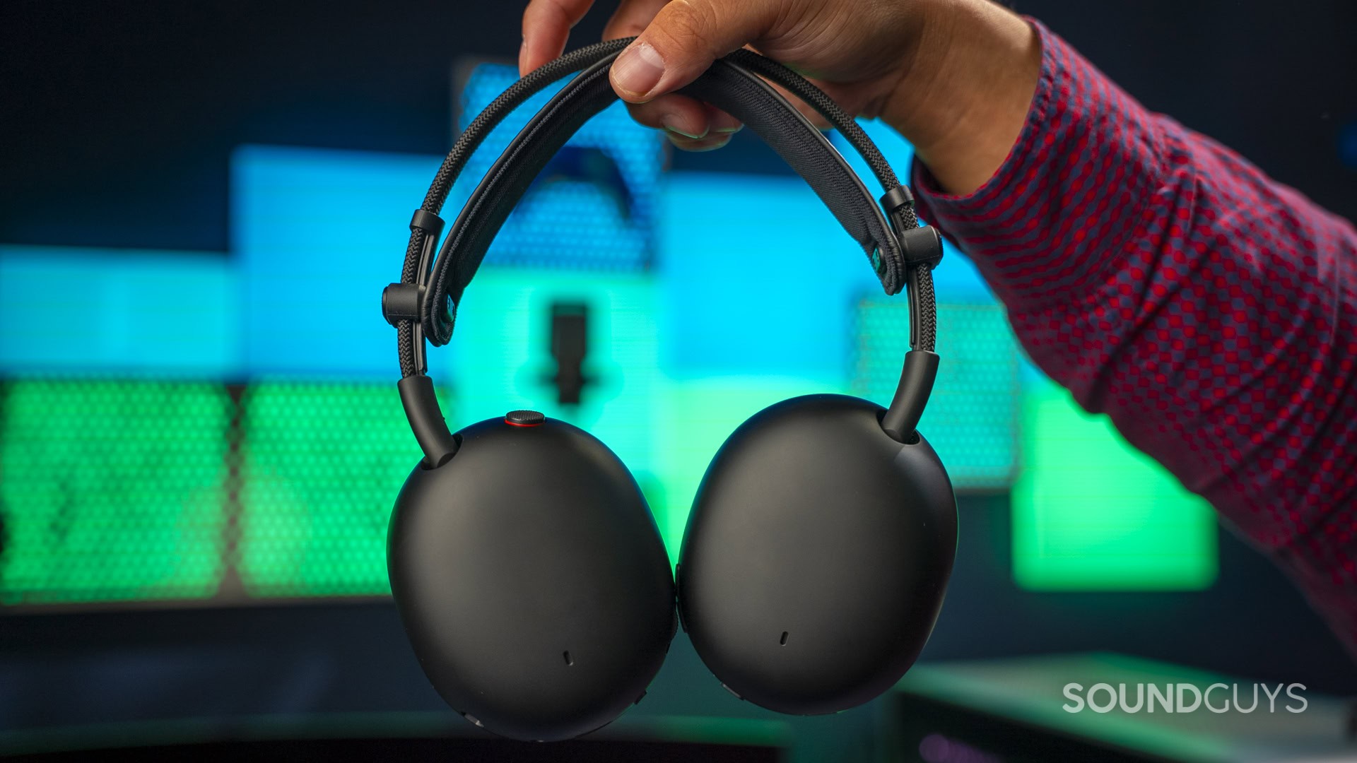 Sony’s INZONE H9 II FNATIC Edition leak gives best look at the bold orange makeover