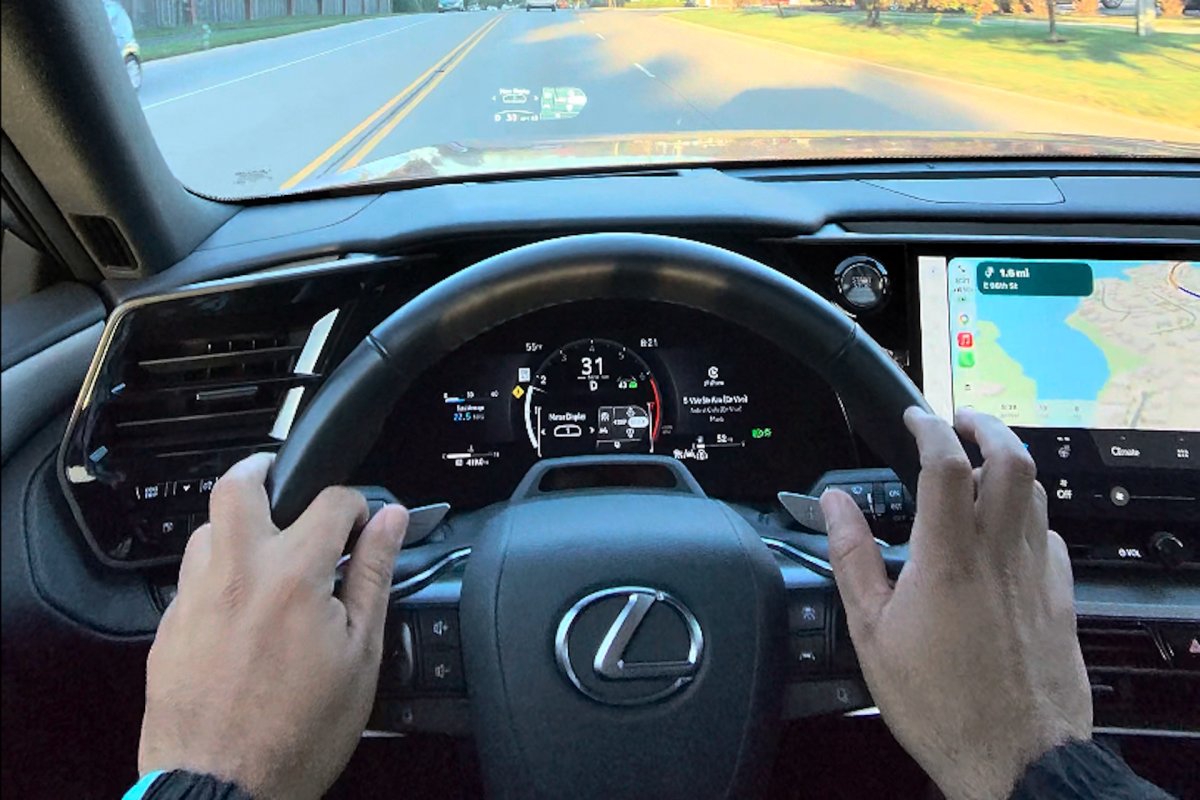 Lexus’s Steering Wheel Controls Are Driving Me Mad