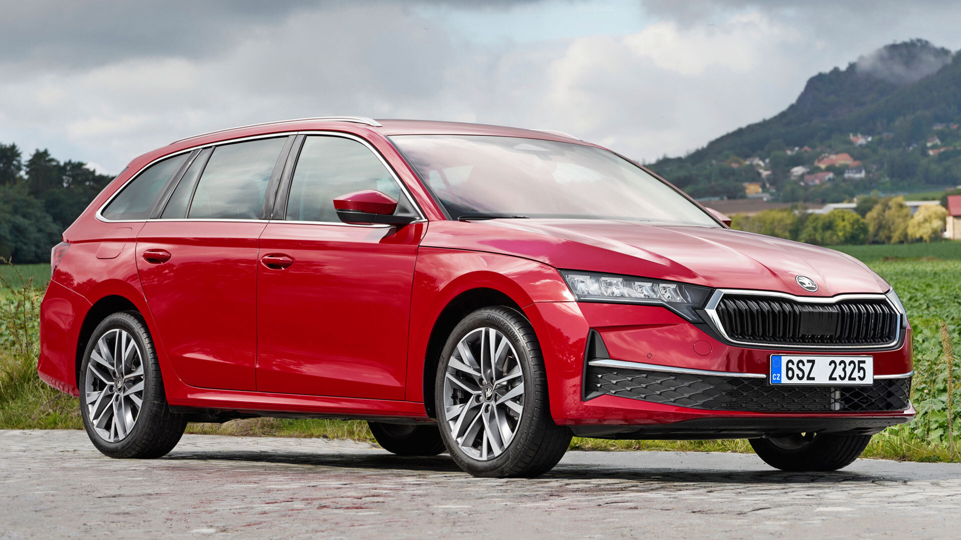 Skoda Introduces Its First Full Hybrid | Carscoops