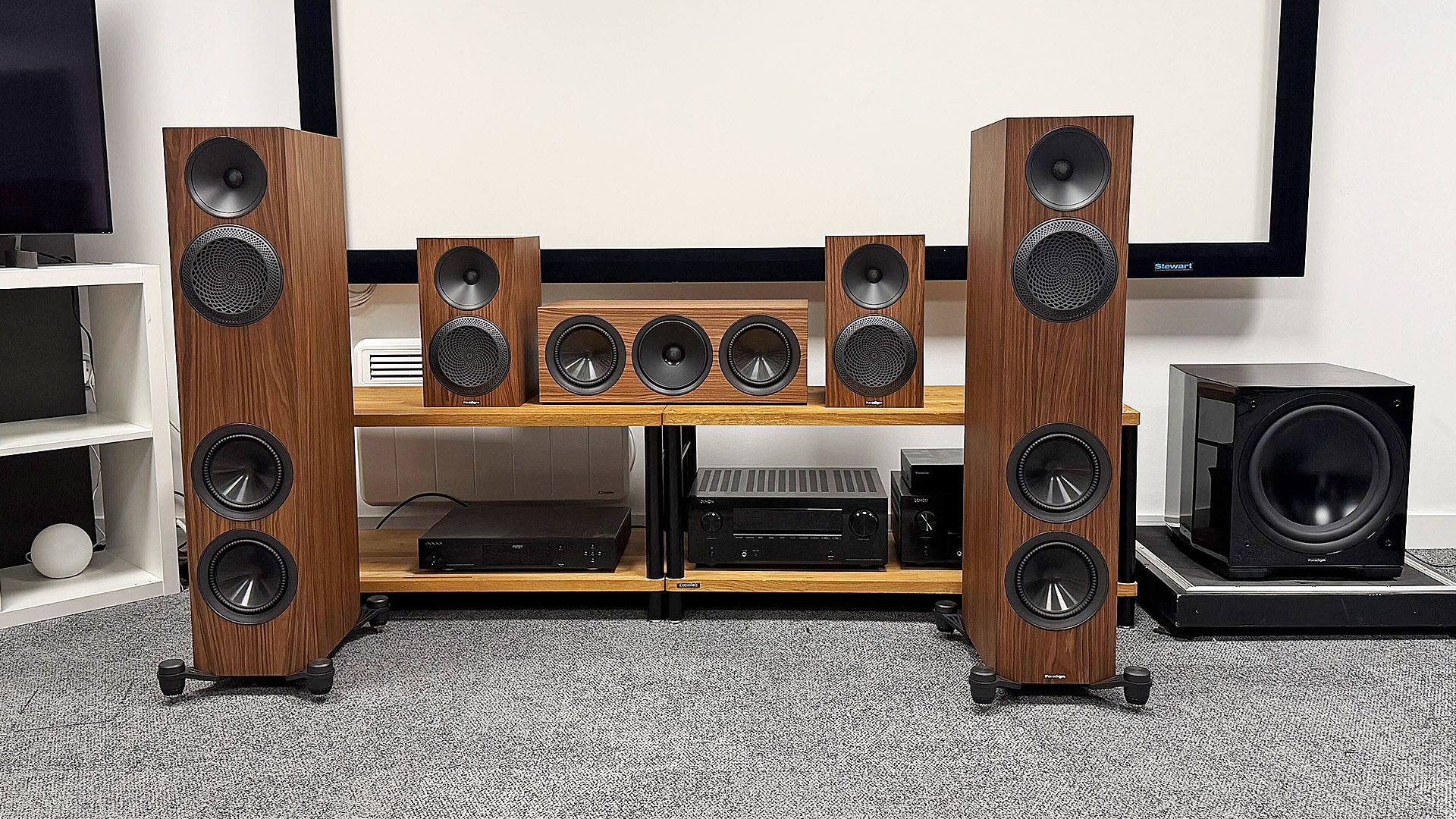 I’ve spent the week listening to a punchy, powerful and bassy speaker package from this Canadian audio brand