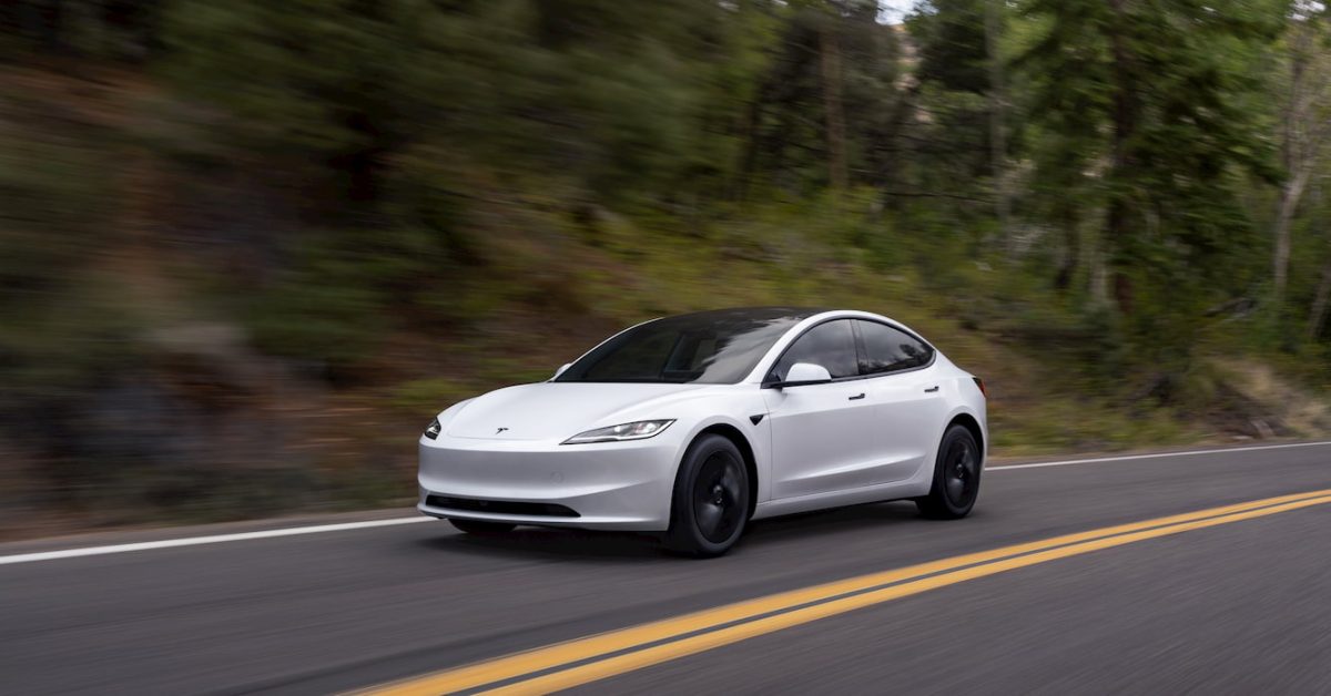 Tesla appears to be preparing to sell US-built Model 3s in Canada again