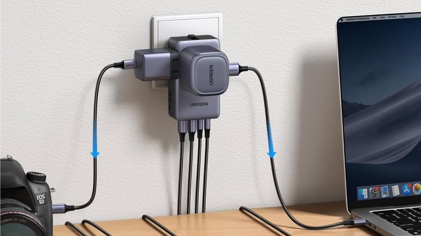 UGREEN’s 45W world travel adapter is back to its Prime Day low