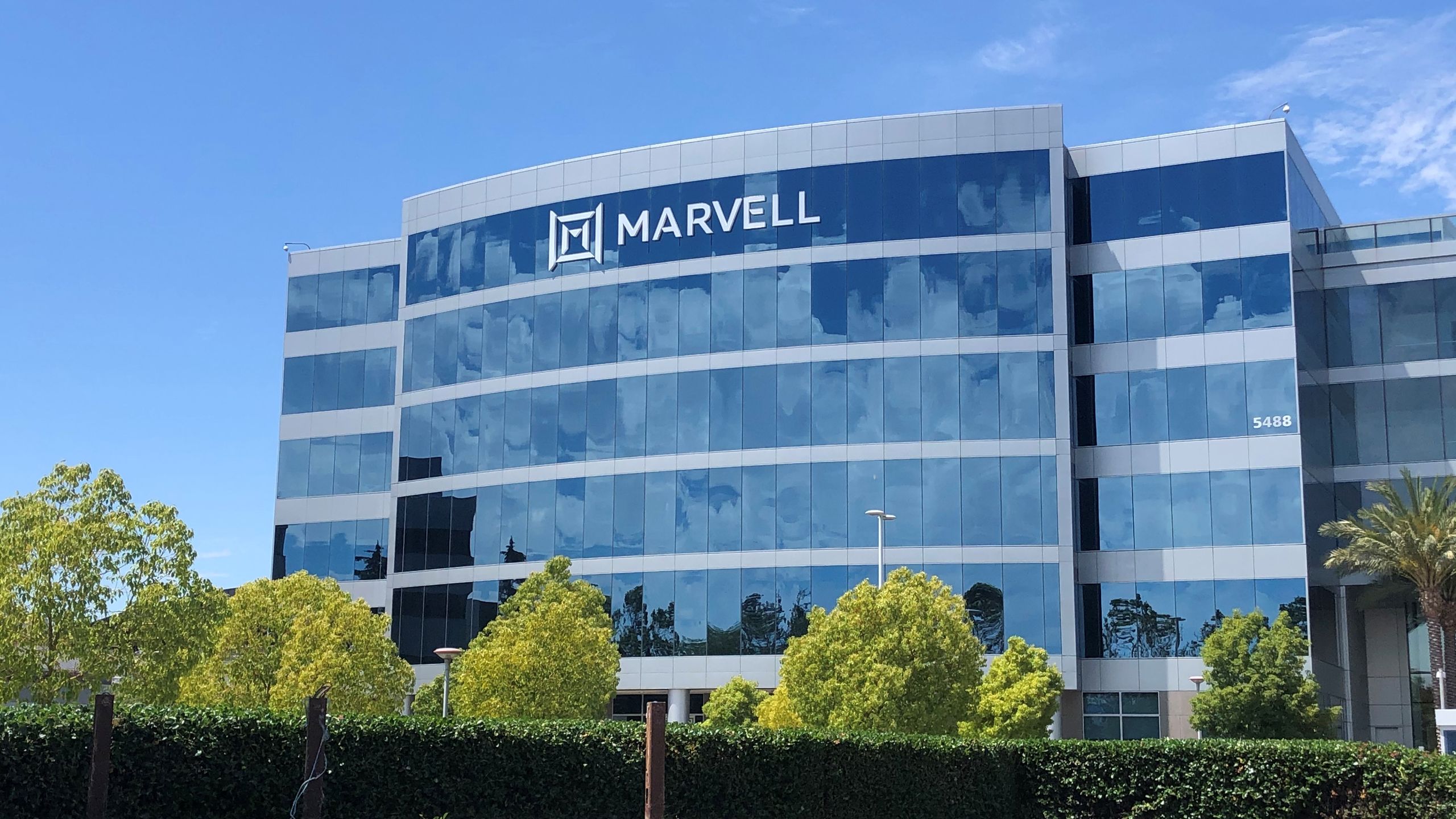 32 TB RAM for your GPUs: Marvell shows revolutionary Photonic Fabric Memory Module that uses light to link up to 16 GPUs and slash CAPEX — but Nvidia won’t stick around doing nothing