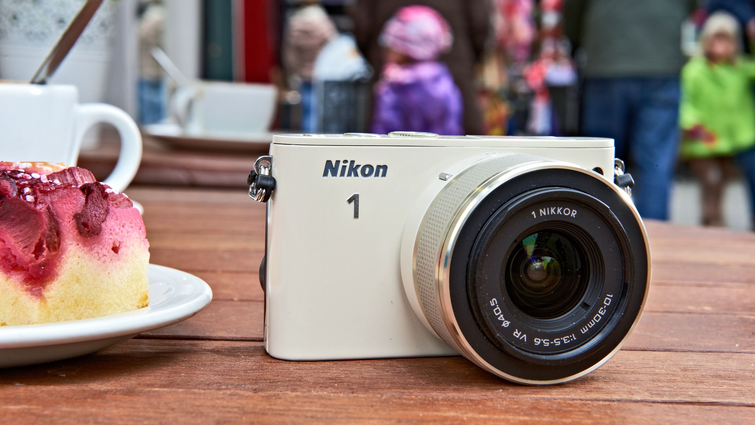 The compact camera trend has me thinking about Nikon’s forgotten point-and-shoot-sized mirrorless