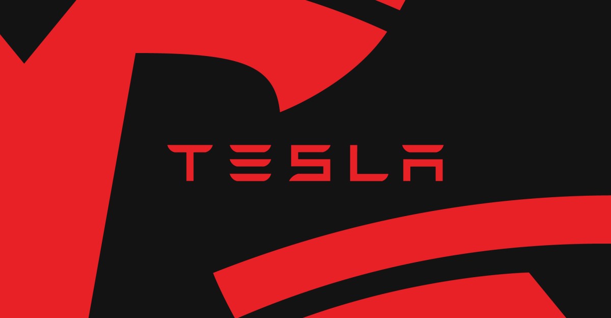Tesla driver using Full Self-Driving struck and killed a man crossing I-80