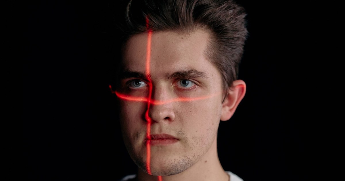 Researchers developed an AI tool that predicts cancer survival odds by analyzing patients’ face