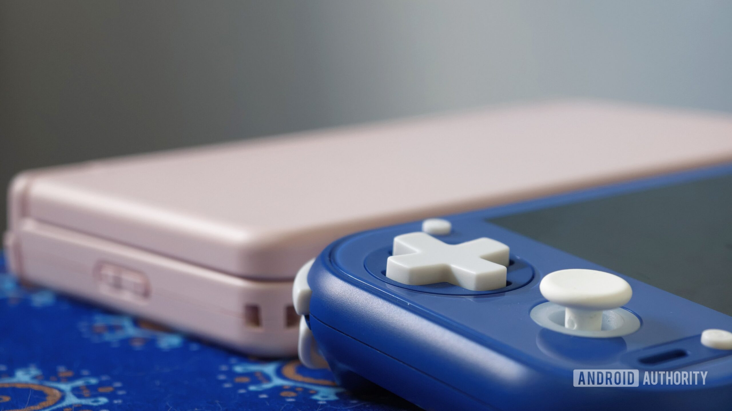 The ANBERNIC Nintendo clone I would recommend you buy isn’t the one I use the most