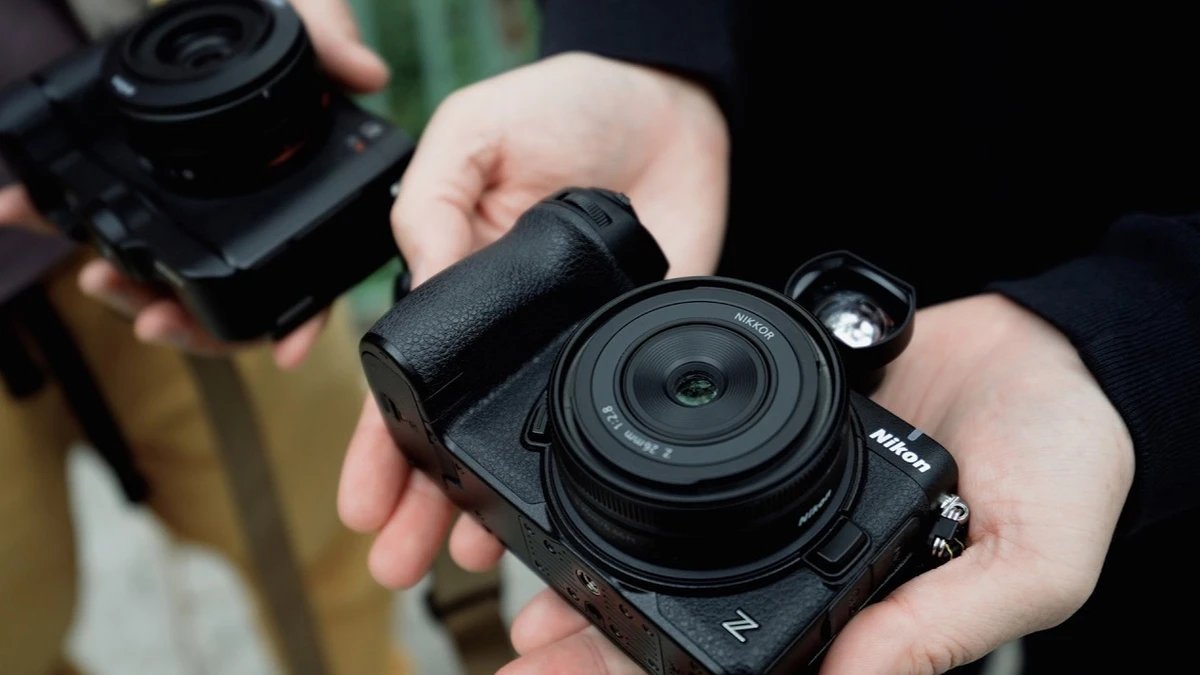 Nikon Z5IIC vs Sony a7CR: Better Value? | Fstoppers
