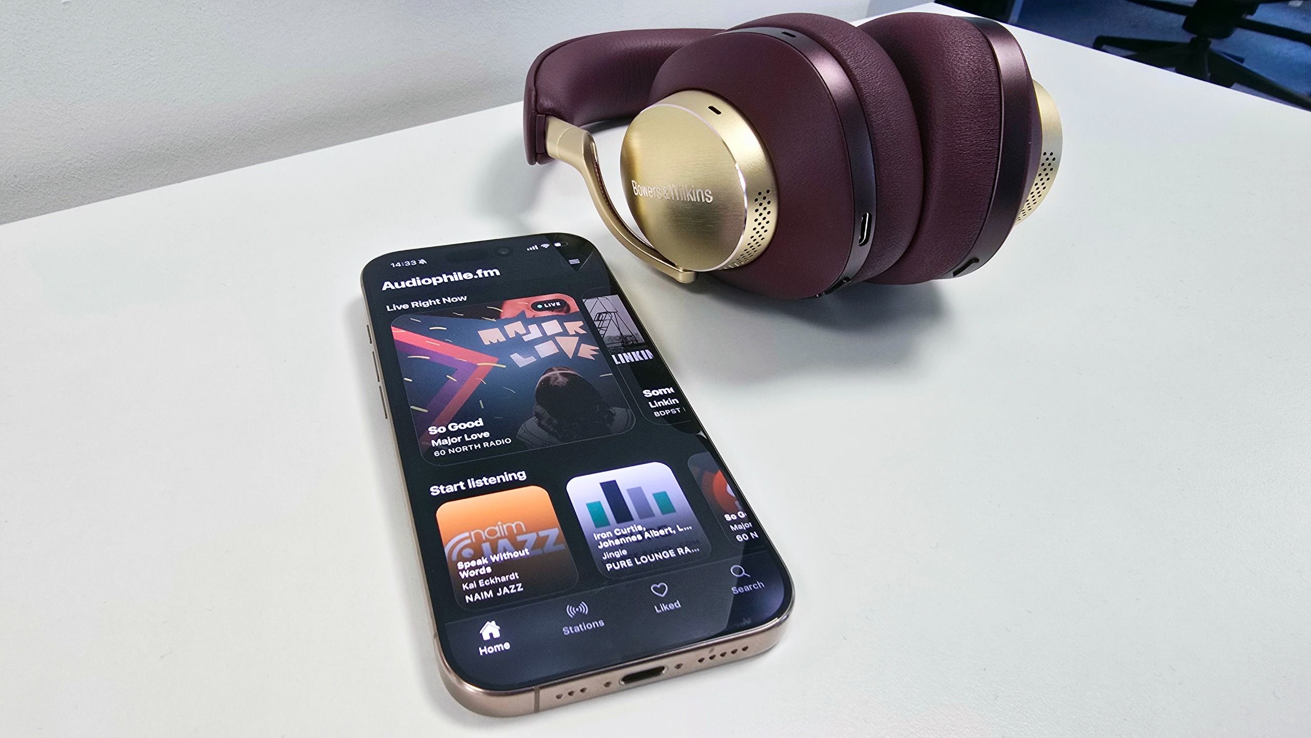 Want a more fun way to discover hi-res music? There’s a new app for iOS and Android that streams radio stations all in CD quality FLAC or higher quality, and I’m loving the fun mix of stuff I’ve found