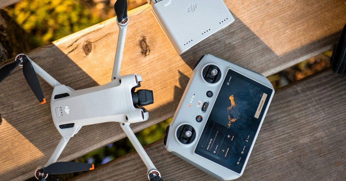 FCC adds Pentagon letters to DJI and Autel drone ban records