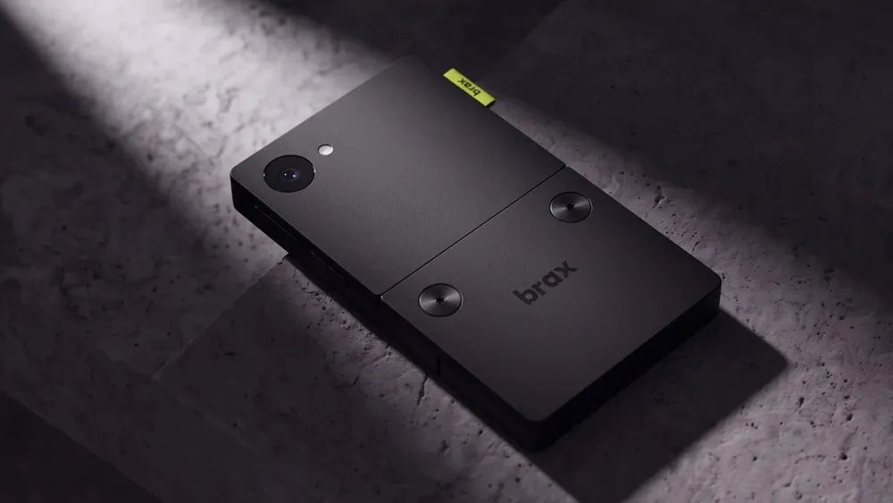 A modular smartphone with a de-Googled OS, a $25 E Ink Dev Kit, and a Cyberdeck that runs on power tool batteries: Liliputing News Roundup – Liliputing