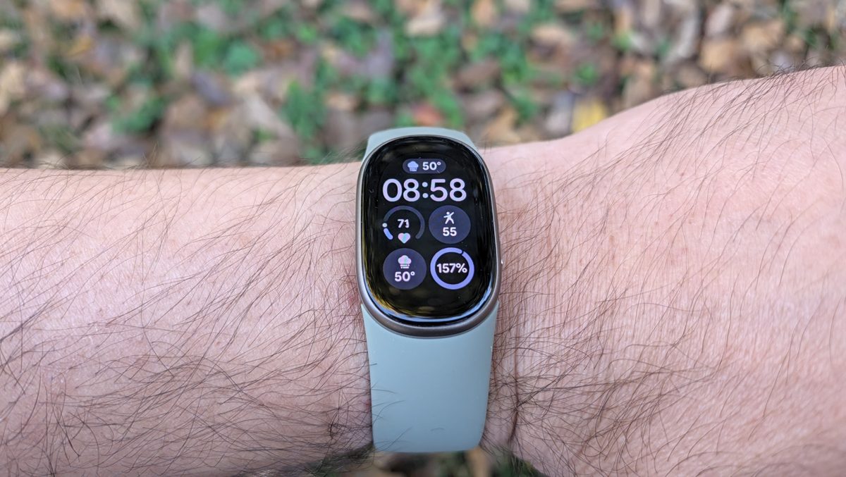 Fitbit Edge Review: Google’s Best Fitness Tracker With a Screen