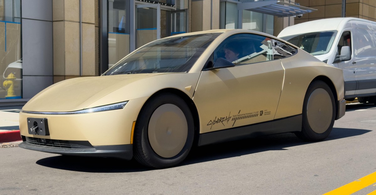 The feds are looking into reports of Tesla’s robotaxis speeding through school zones
