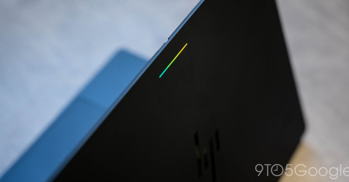 Googlebook Glowbar doesn’t have the ‘knock-knock’ Chromebook Pixel battery gesture