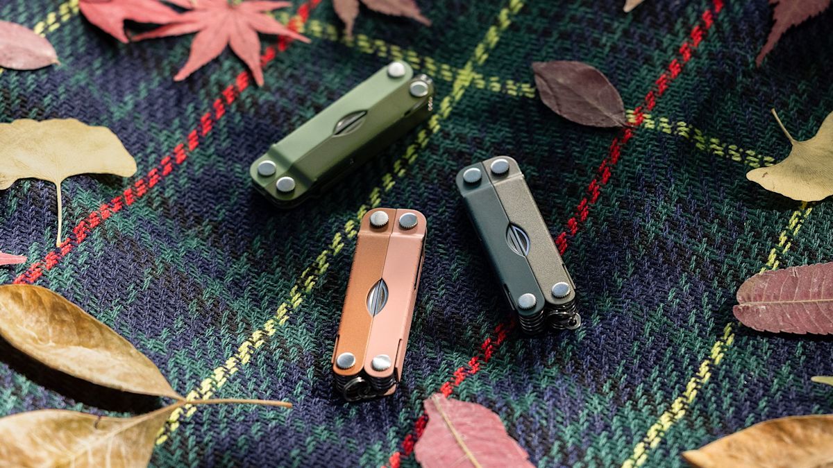 Even after 30 years, Leatherman refuses to change its smallest multitool… apart from the colours, which just got a lot more autumnal