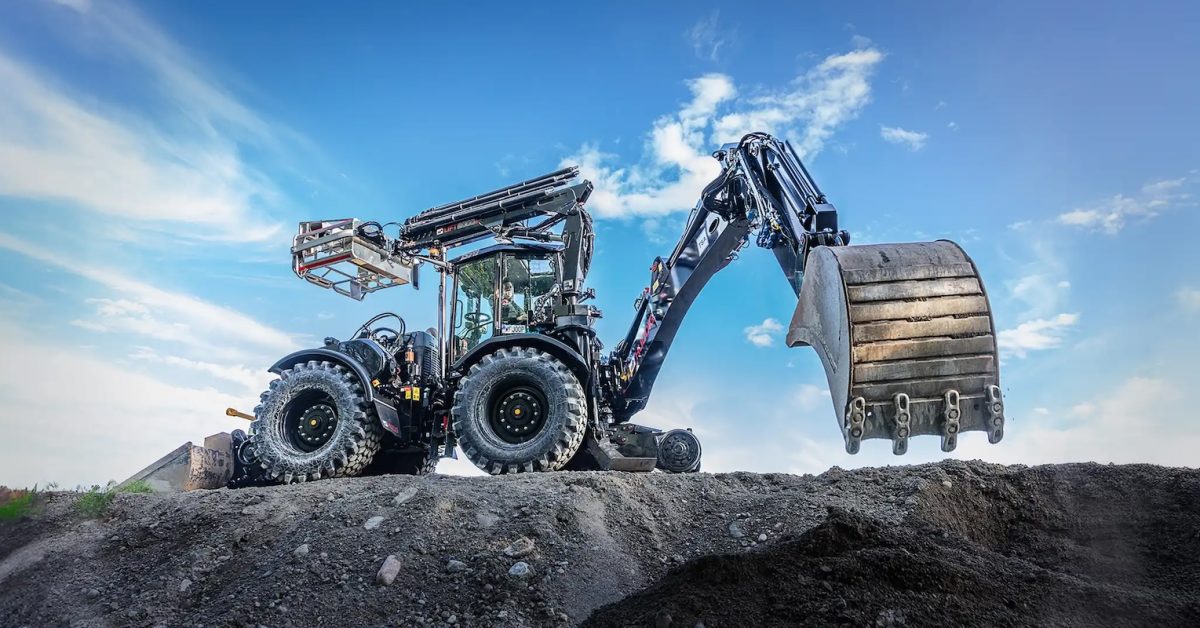 Watt’s up, doc? Huddig hybrid loader gets a big battery boost [video]