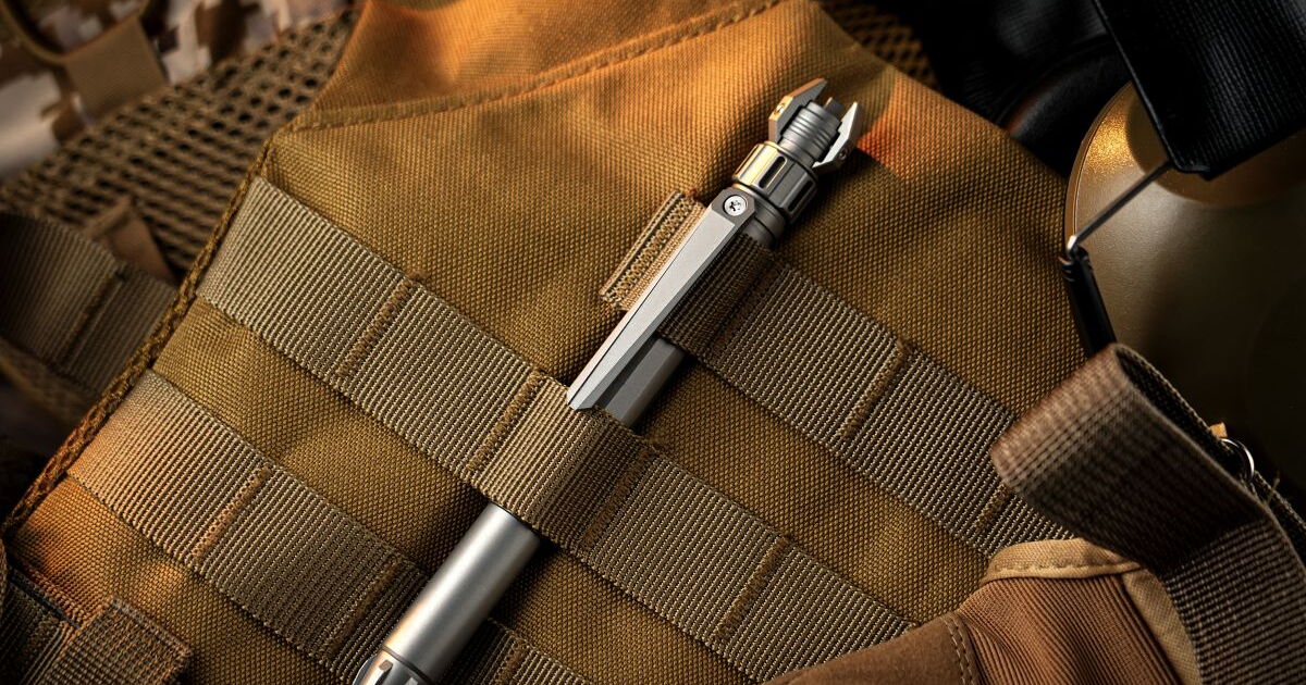 Discreet tactical pen packs 5 emergency tools for the outdoors