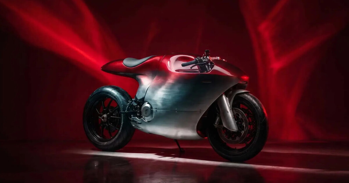 Who needs fairings when your Ducati can look like this?