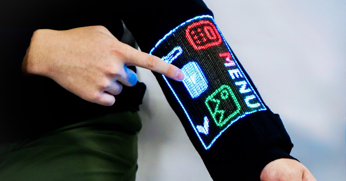 Wearable touchscreen weaves its way into your garment fabric
