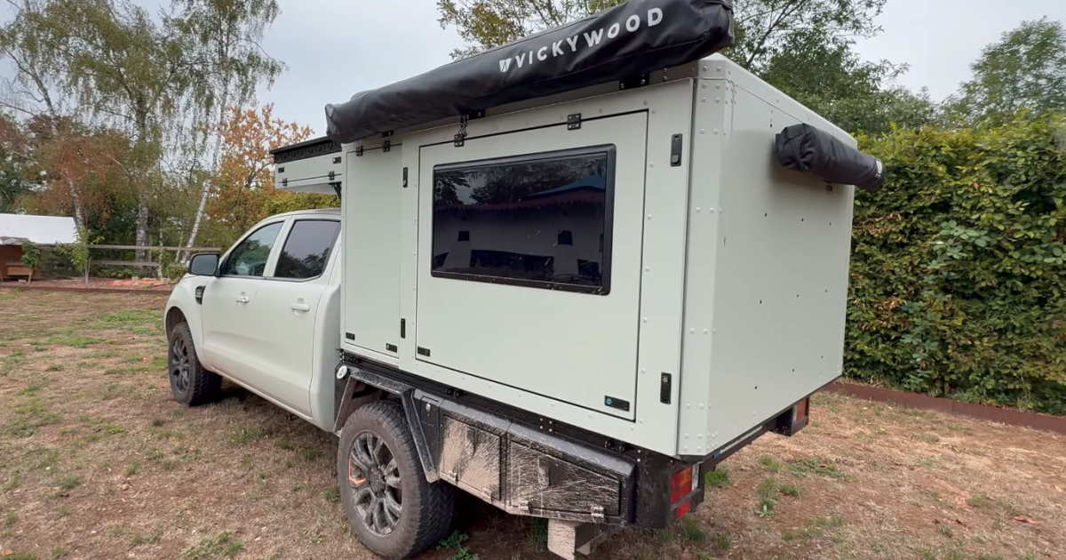 30-sec Unbounder X camper canopy sucks in a private sleeper pod