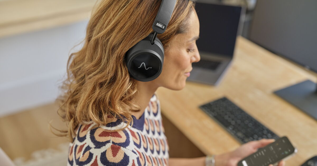 Brain-sensing headphones know when your focus starts to drift