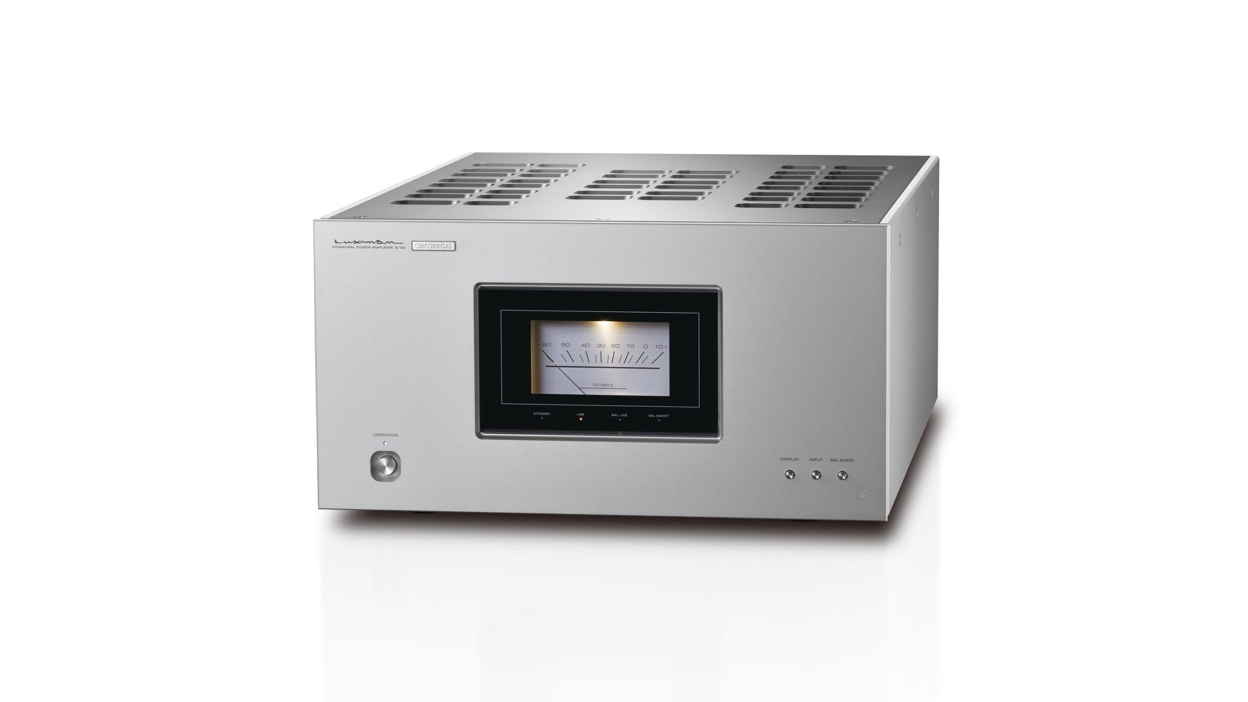 The B-100C is Luxman’s first mono power amp in 20 years