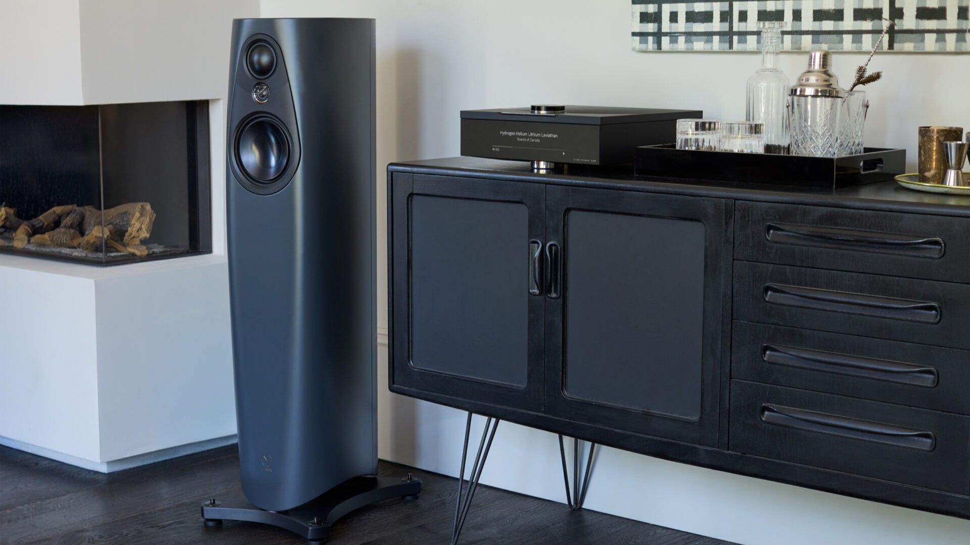Linn’s high-end active speakers are designed to produce “an unshakeable illusion of reality”