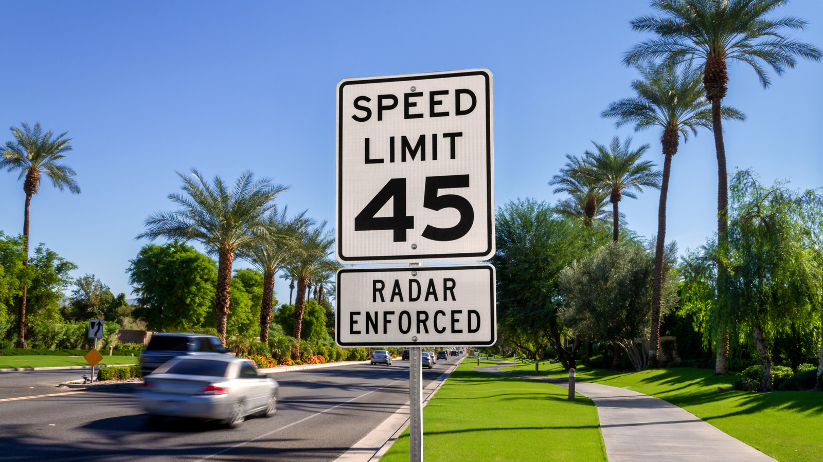 How Far Apart Do Speed Limit Signs Need To Be On The Road? – SlashGear