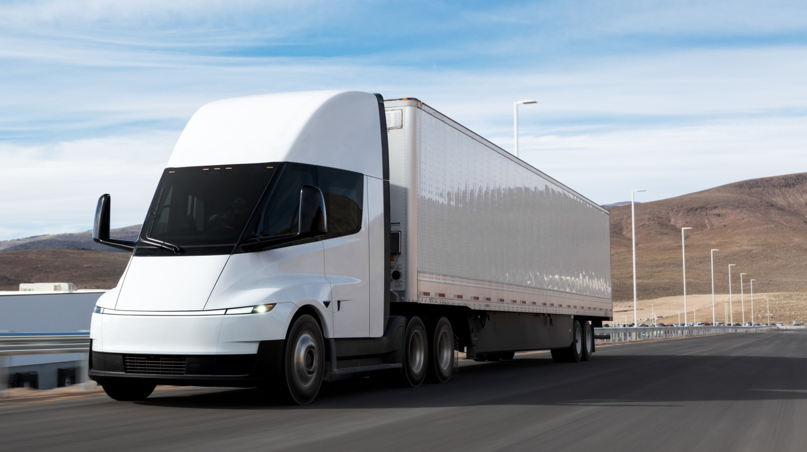 Tesla Semi-Trucks Could Be The Big Winner In America’s Diesel Price Crisis – SlashGear