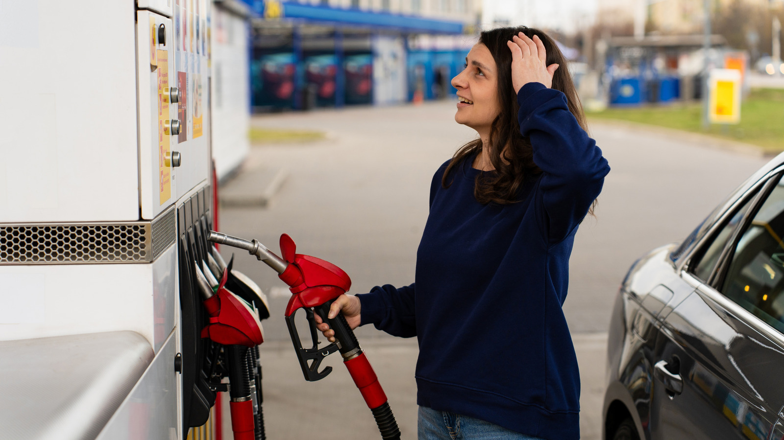 Cheaper Fuel Blend Could Help Fight CA’s Soaring Gas Prices – SlashGear