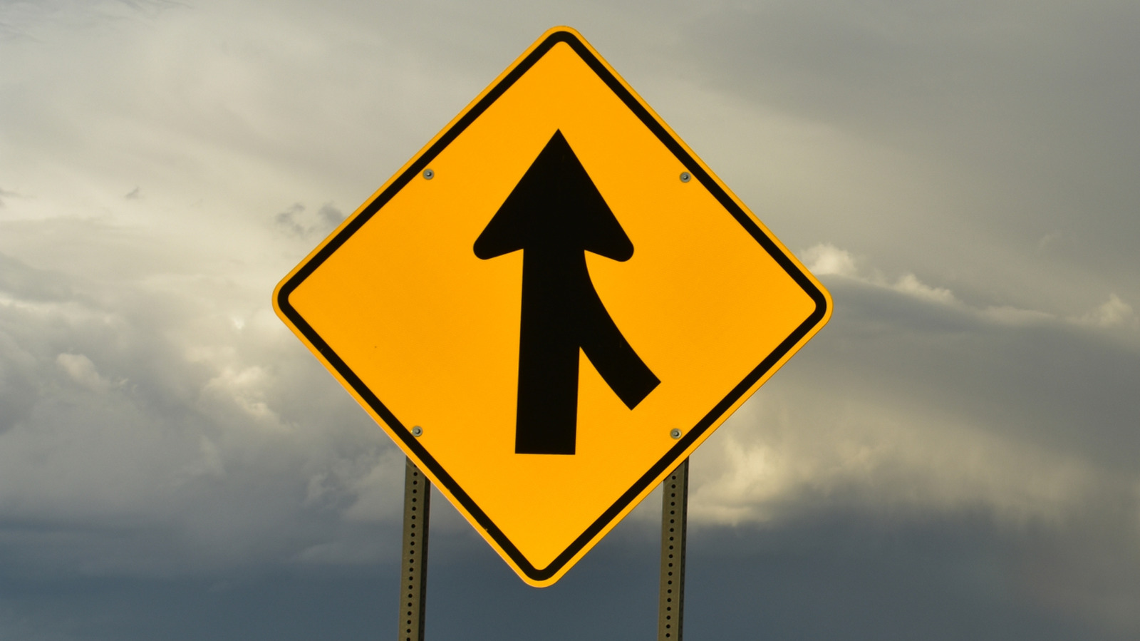 Added-Lane Vs. Merge Signs: The Difference Drivers Miss – SlashGear