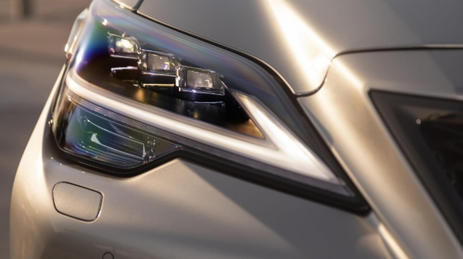 Not Acura: An iSeeCars Study Says This Is The Longest-Lasting Luxury Car Brand In 2026 – SlashGear