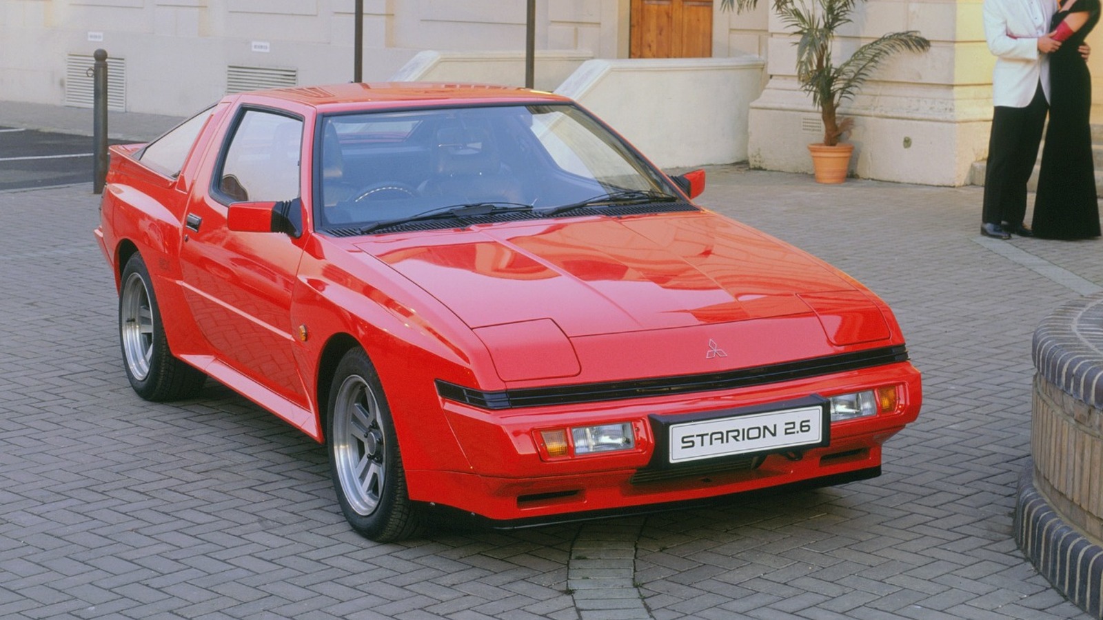 The 80s Mitsubishi And Chrysler Crossover Car You Forgot Existed – SlashGear