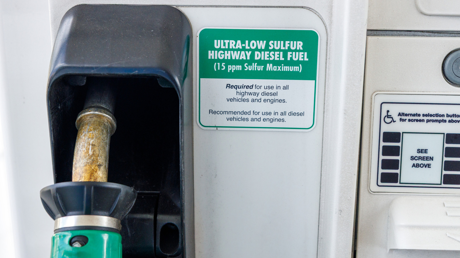 Why Is Ultra Low Sulfur Fuel Mandatory For Diesel Engines? – SlashGear