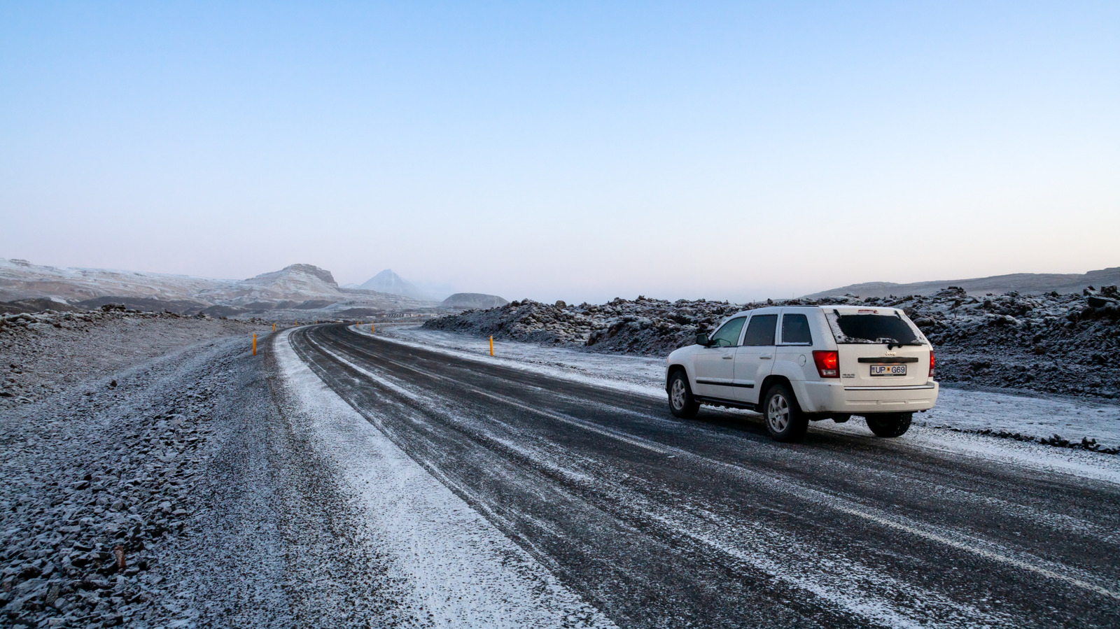 5 Drawbacks Of Using All-Weather Tires – SlashGear