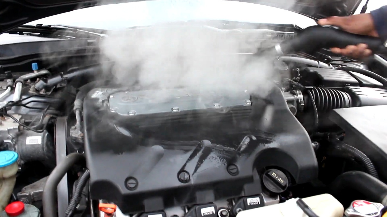 How To Clean Your Engine Bay With A Steam Cleaner – SlashGear