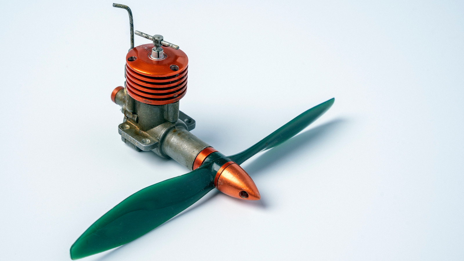 The World’s Smallest Diesel Engine Is Pocket Sized (And Built For Flying) – SlashGear