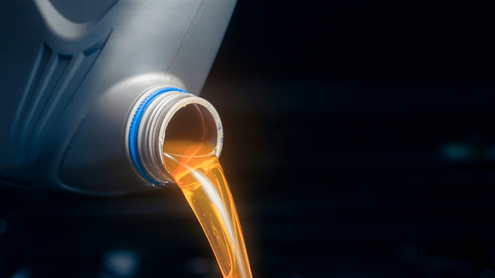 What Would Change If You Switched From Conventional To Synthetic Oil? – SlashGear