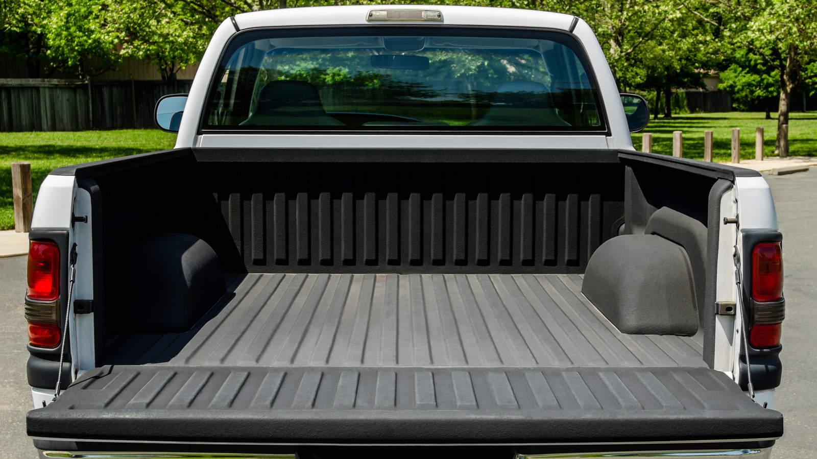 Do Truck Bed Liners Cause Rust? – SlashGear