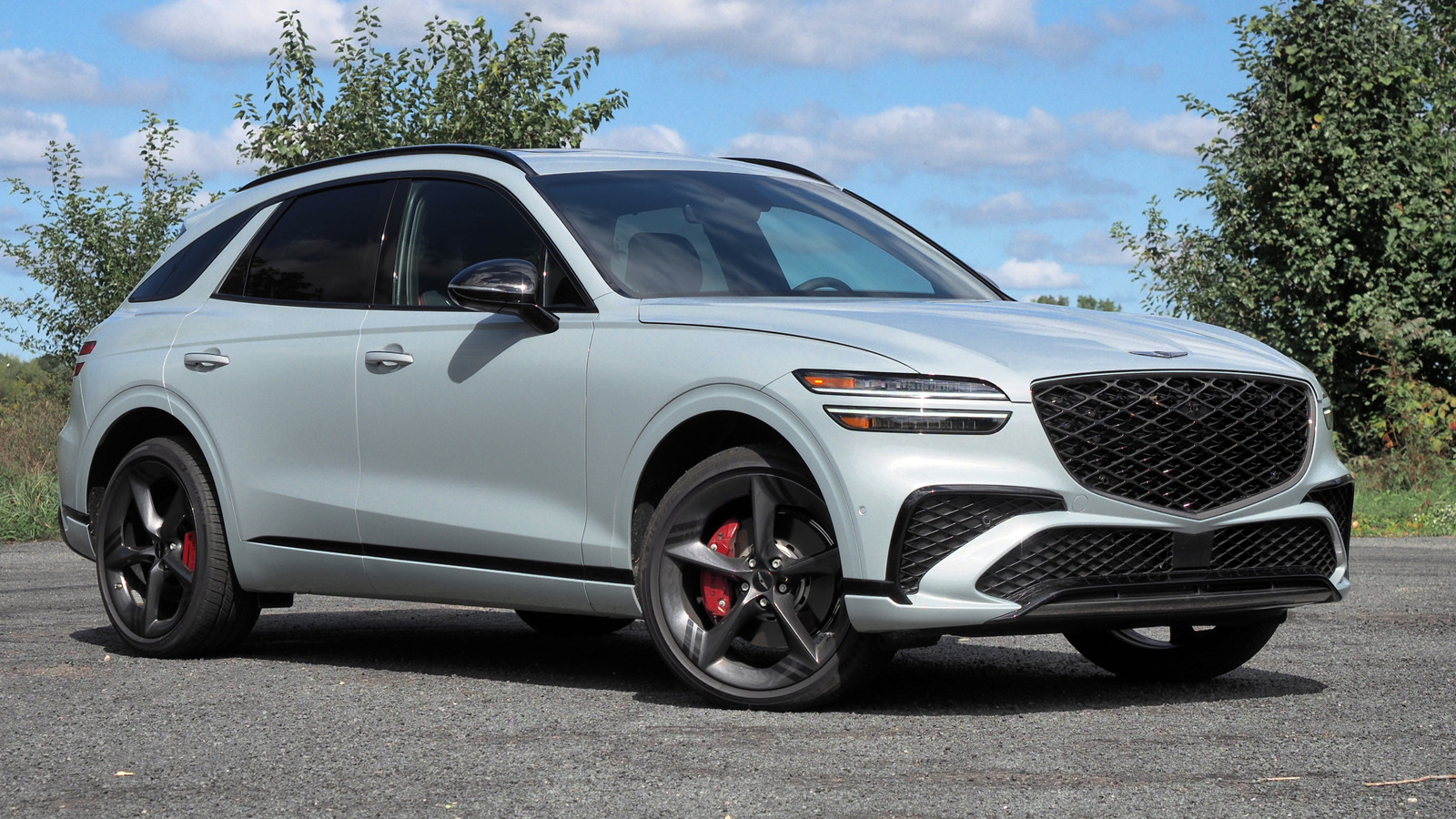 This 2027 Genesis GV70 Prestige Graphite Flips The Script On Luxury Crossovers – SlashGear