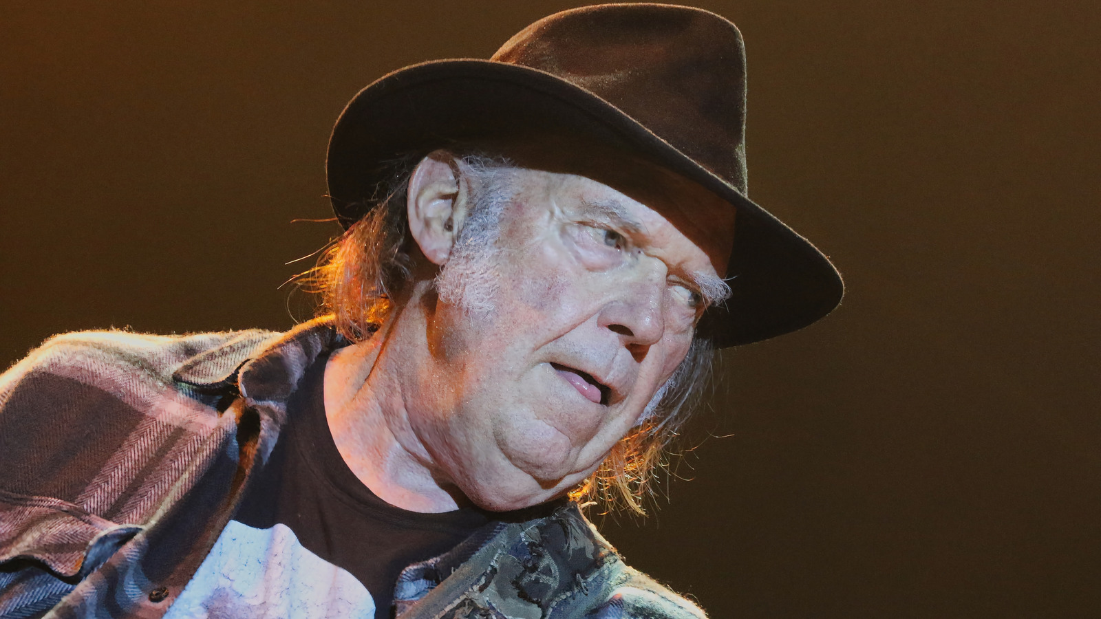 5 Cars Owned By Neil Young That Prove He Has Great Taste – SlashGear