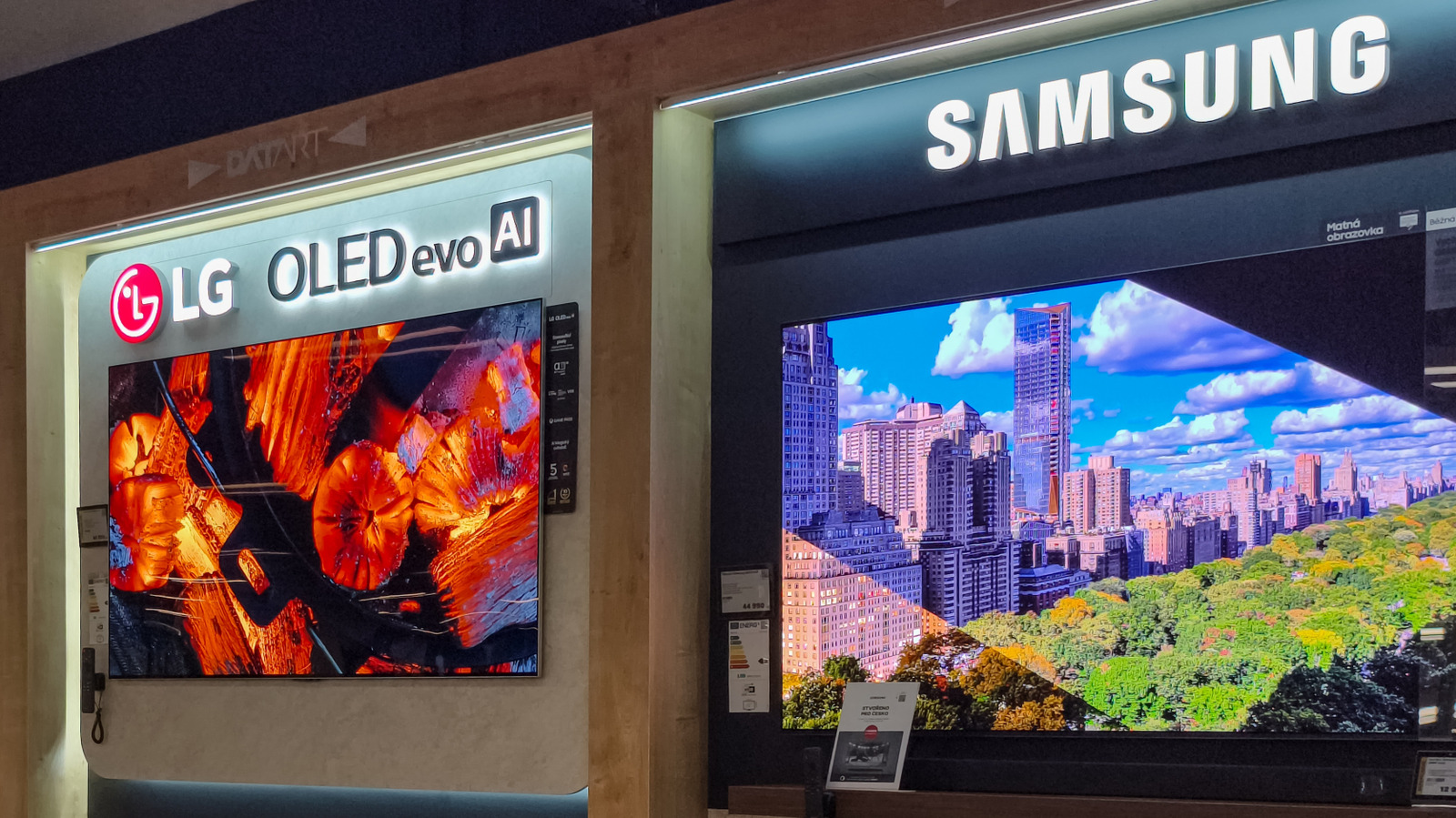 Samsung Vs LG: Which Brand Makes The Better Smart TV? Here’s What The Experts Say – SlashGear