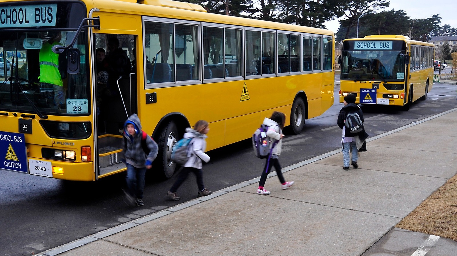 Would Permanent Daylight Savings Time Truly Be A Traffic Safety Risk For Kids? – SlashGear