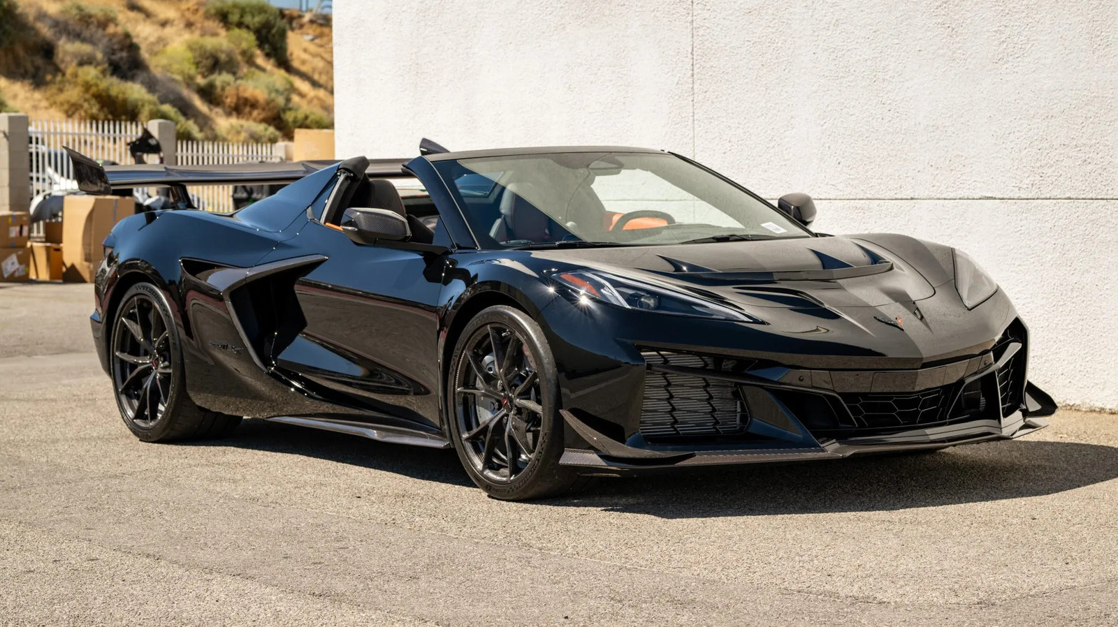 A 19-Mile Corvette ZR1X Just Sold For $102,000 Over Sticker – CarScoops